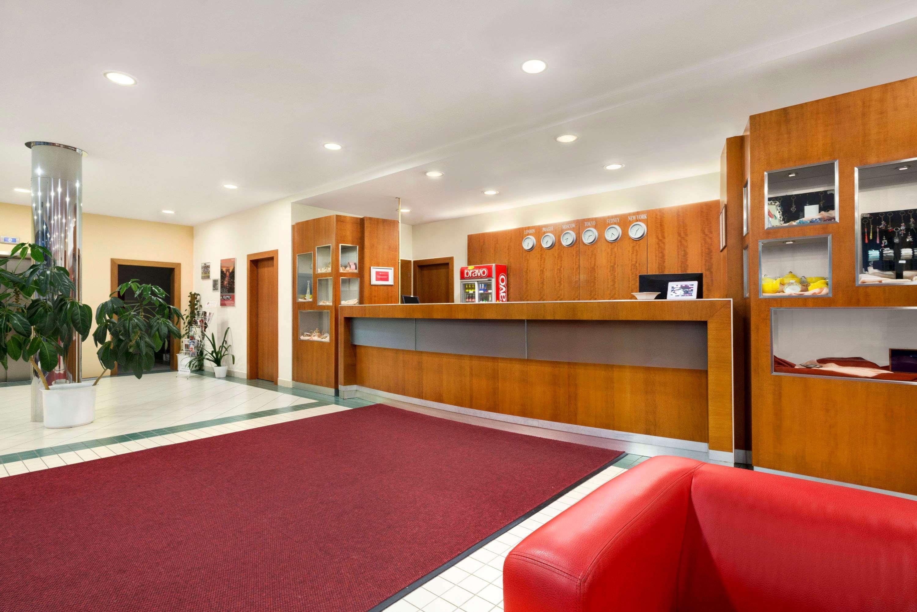 Ramada Airport Praga