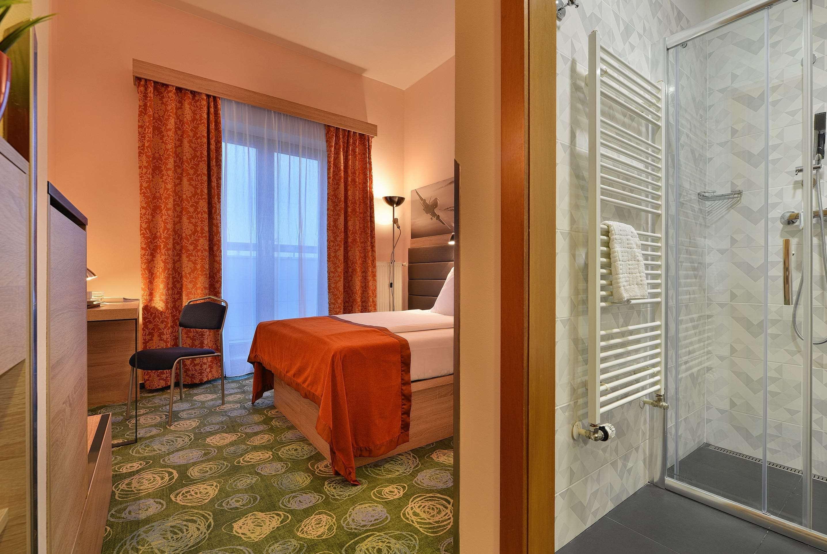 Ramada Airport Praga