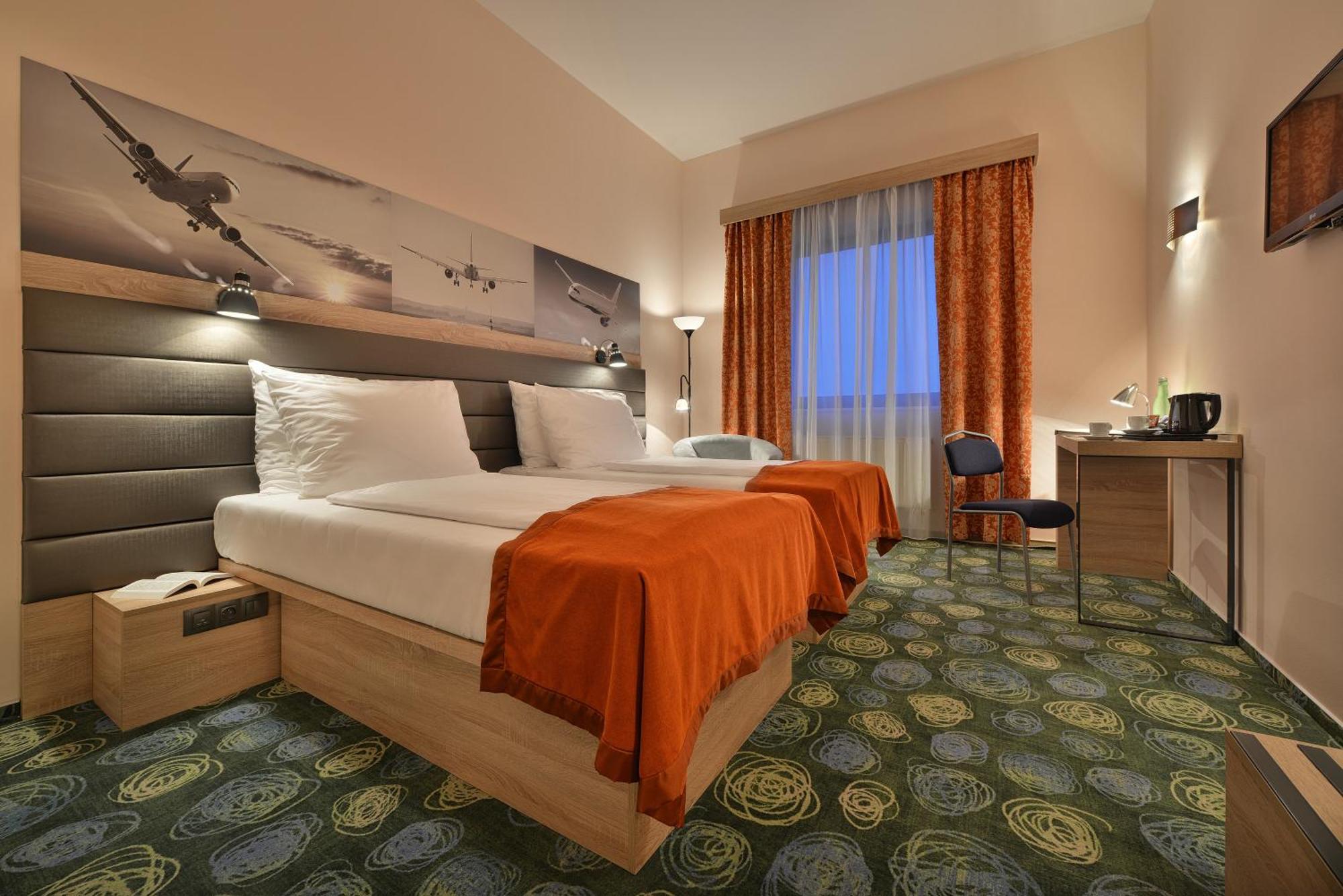 Ramada Airport Praga