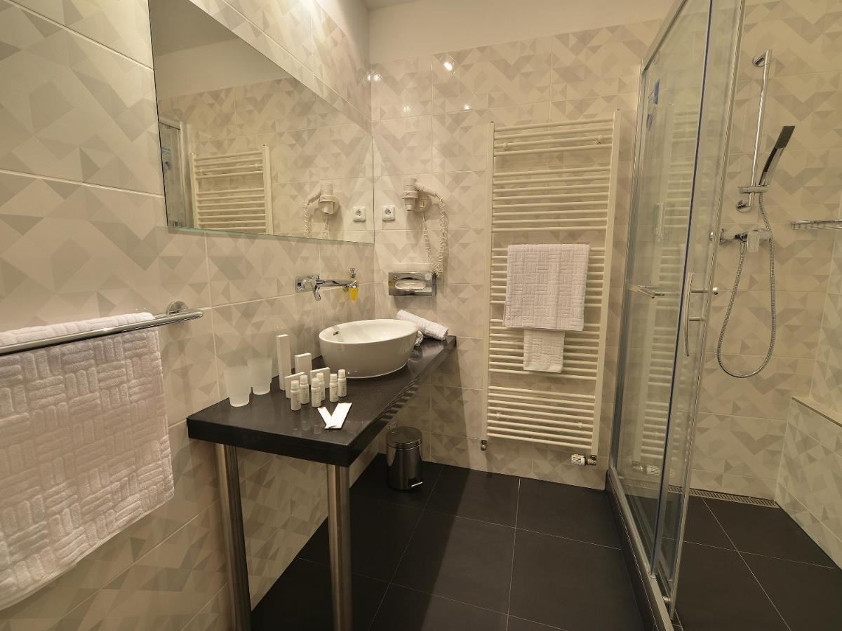 Ramada Airport Praga